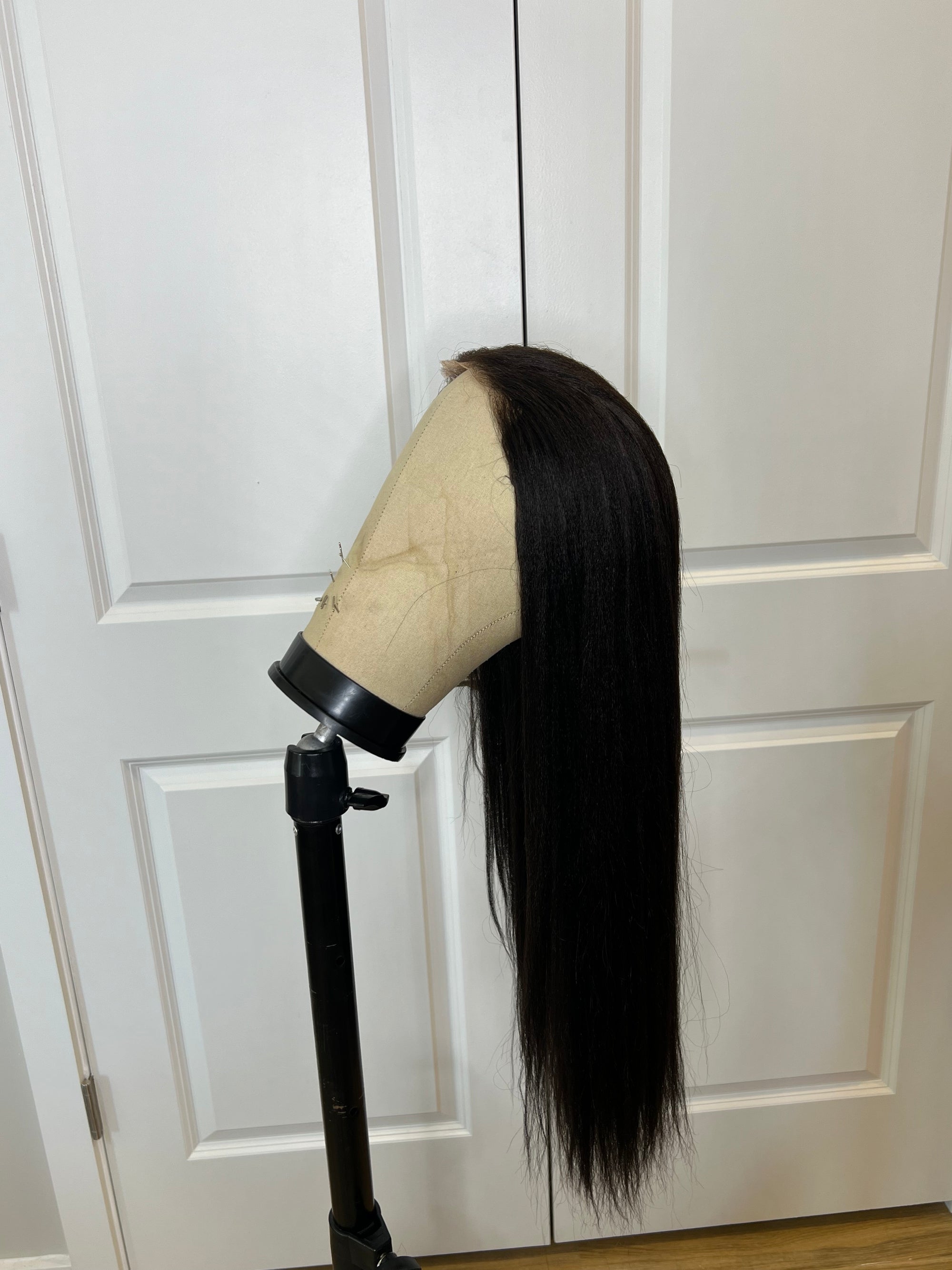 Nadula yaki straight 24” transparent lace glueless wig