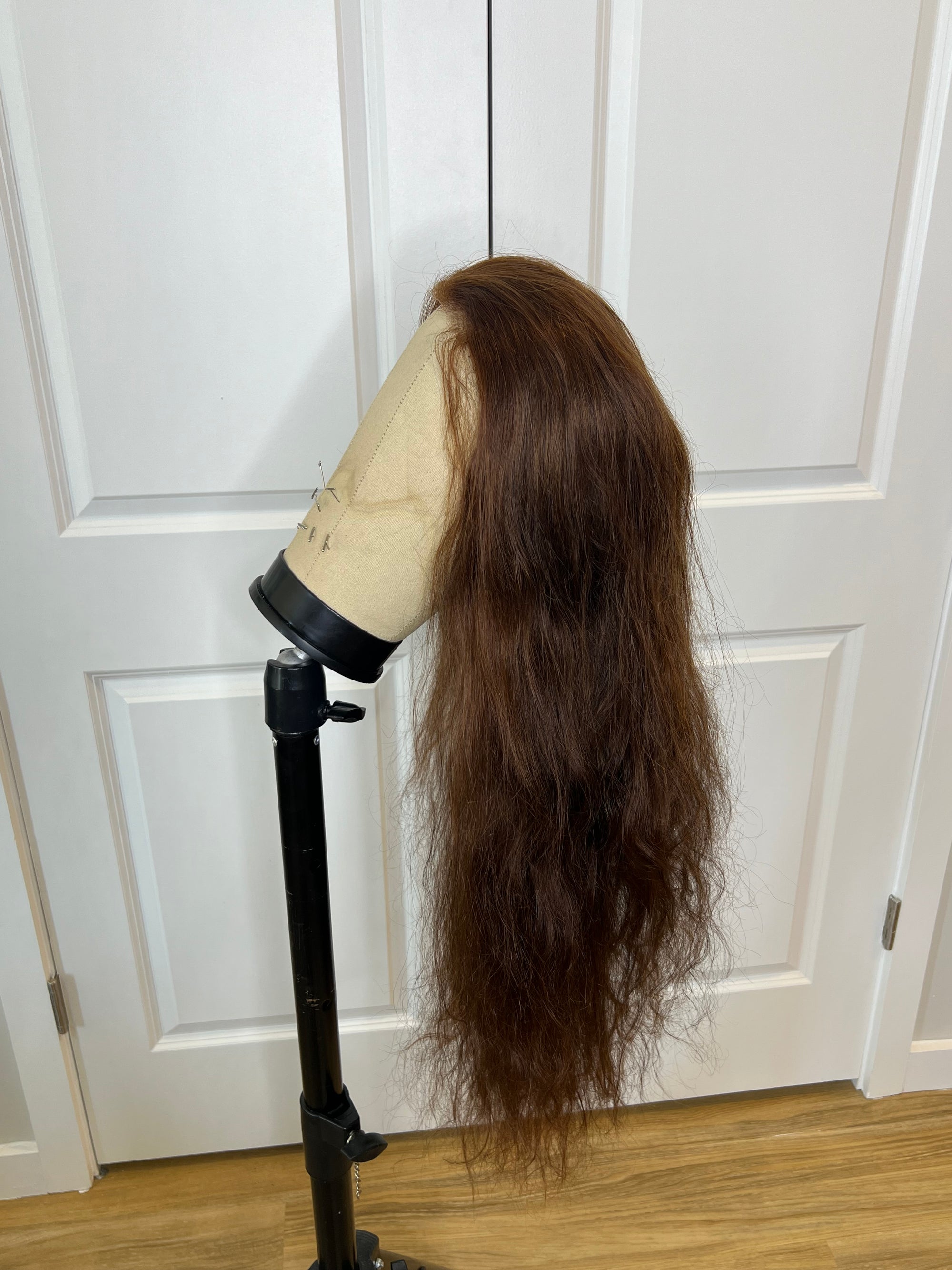 Never worn 26” glueless closure unit